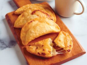 EMPANADA VENEZOLANA MIX 6 UNIT